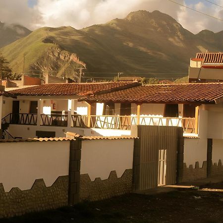 أُروبامبا Hana'Q Hostel En El Valle Sagrado, Junto Al Rio Vilcanota المظهر الخارجي الصورة